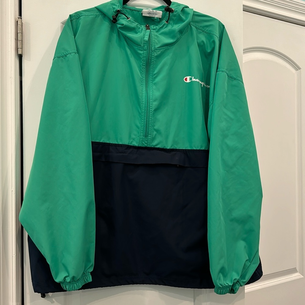 Champion color-blocked packable jacket with hood. Green/Navy. XXL